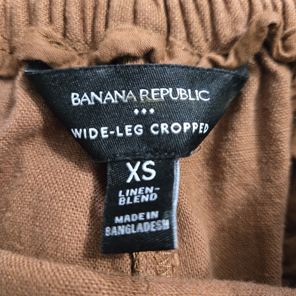 Banana Republic Wide Leg Crop - Picture 5 of 6